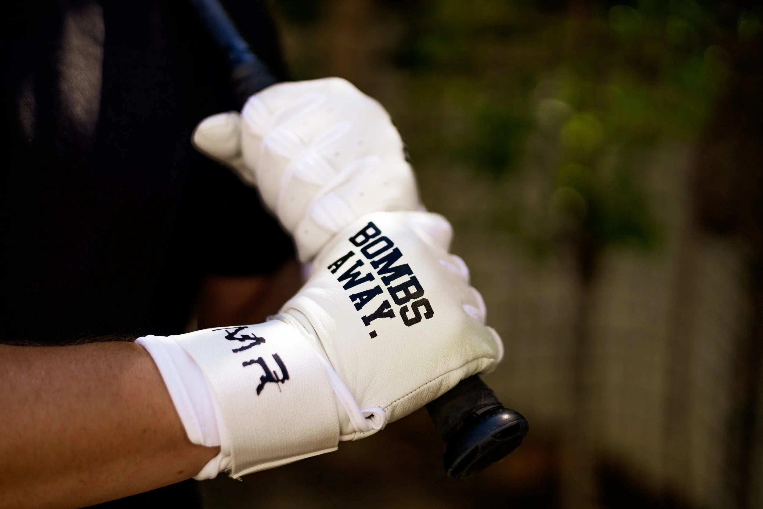 BOMBS AWAY - Batting Gloves